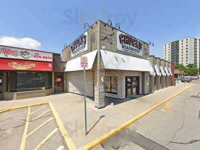 Chuck's Roadhouse Bar And Grill