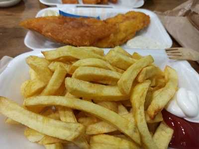 Johnny's Restaurant, Bar And Banquet Hall