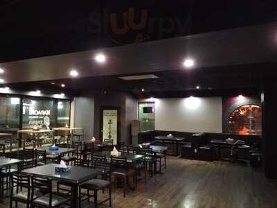 Cj Lounge & Restaurant