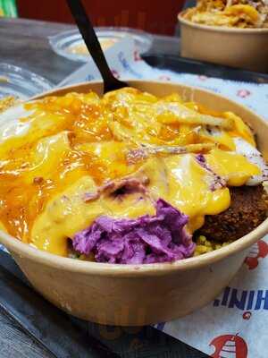 Tahinis Restaurant (westmount)