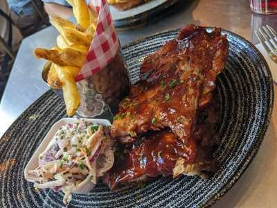 Sard Restaurant Rock Cafe