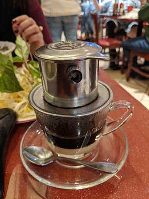 Pho Hoa Binh Restaurant