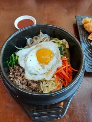 J Kitchen Korean & Japanese Restaurant