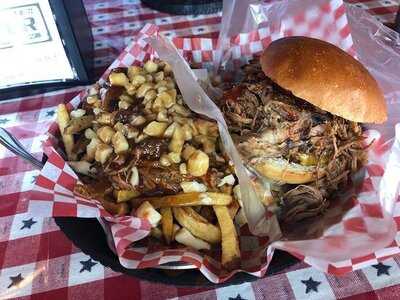 Hungry Hollow Smokehouse And Grille