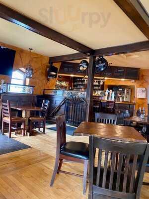 Governors Pub & Eatery