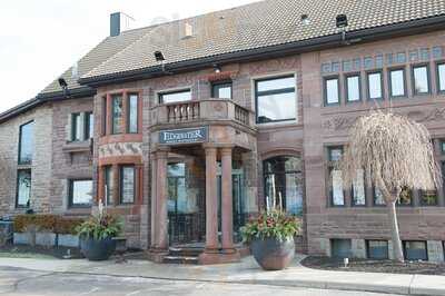Edgewater Manor Restaurant