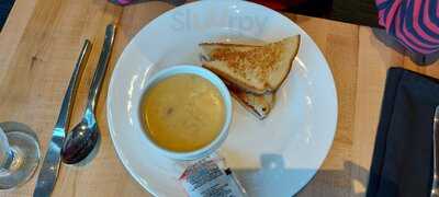 Chilled Cork Restaurant And Lounge