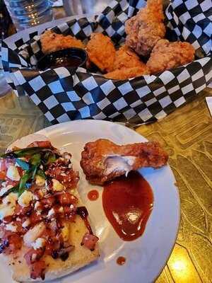 The Old Triangle Irish Alehouse