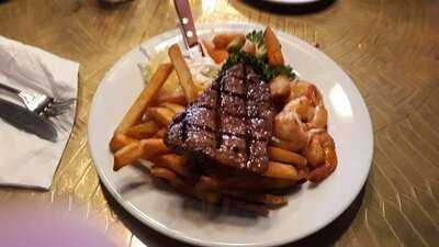 The Old Triangle Irish Alehouse