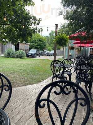 The Easy Pour Wine Bar