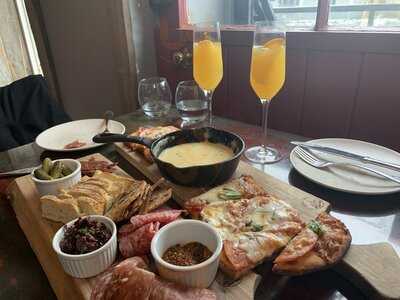 The Easy Pour Wine Bar