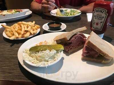 Fifty's Grill & Deli