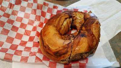 Izzy's Bagels