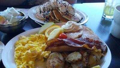 Norval Pancake Factory