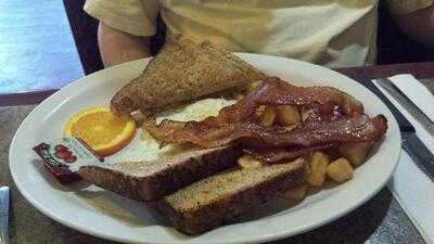 Maria's Fifties Diner