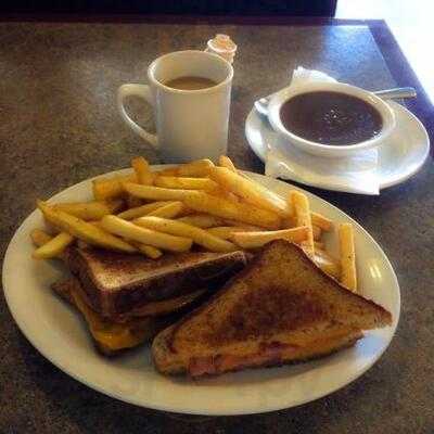 Maria's Fifties Diner