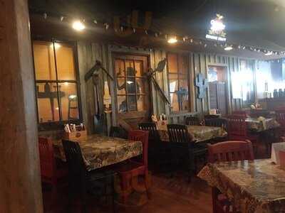 Mustang's Big Ol' Grill