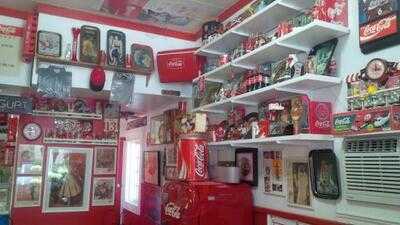 Ice Dreams Soda Shop