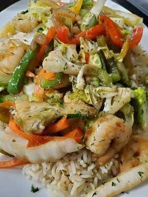 M & J's Eater & Catering