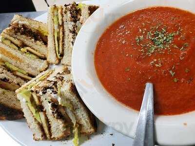 M & J's Eater & Catering