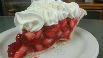 The Shady Pine Family Restaurant