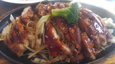 Kami Teriyaki & Sushi