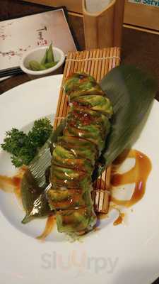 Kami Teriyaki & Sushi