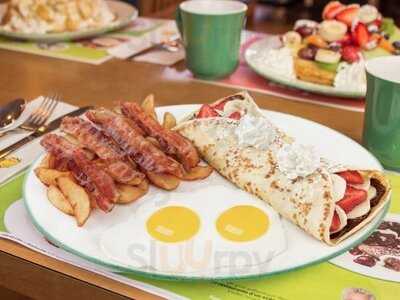 Cora's Breakfast & Lunch