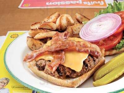 Cora's Breakfast & Lunch