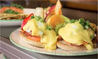 Cora's Breakfast & Lunch