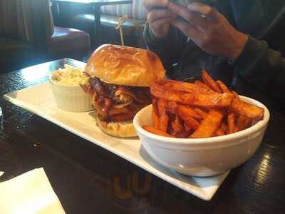Q Bbq Public House