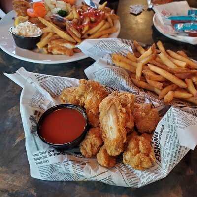 Riverside Pub & Eatery