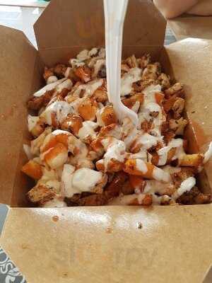 Craves Poutinerie