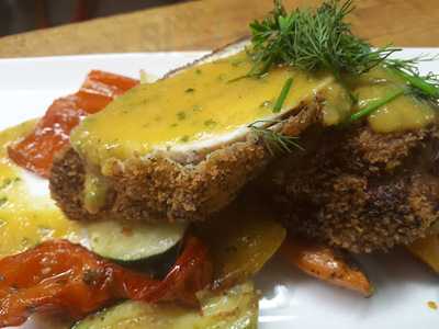 Tru's Grillhouse And Lounge