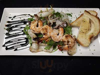 Tru's Grillhouse And Lounge