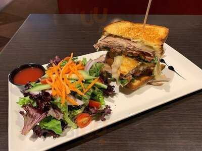 Tru's Grillhouse And Lounge