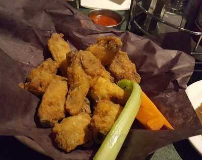 Brewster's Bar & Grill