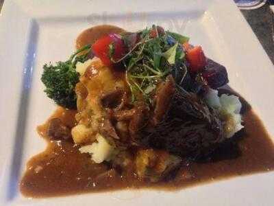 Finley's Bar & Grill