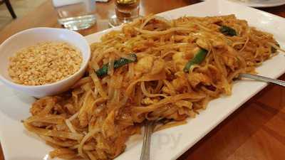 Talay Thai Dartmouth Restaurant