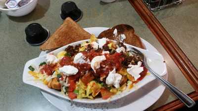 Smitty's Restaurant & Lounge