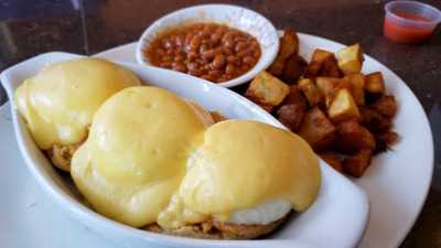 Helen's Family Restaurant