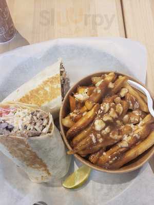 Streats Aldergrove Kitchen