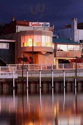 Satellite Restaurant