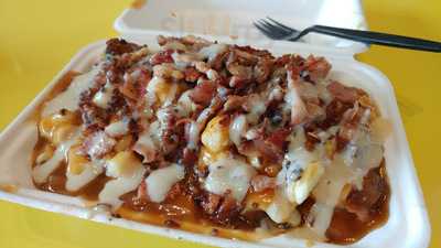 Cheese Curds Gourmet Burgers + Poutinerie