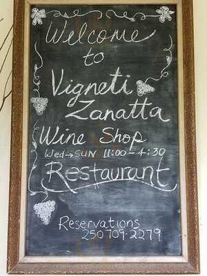 Vinoteca On The Vineyard