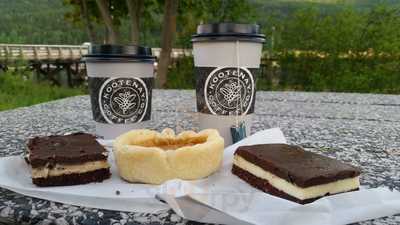 Old World Bakery And Deli