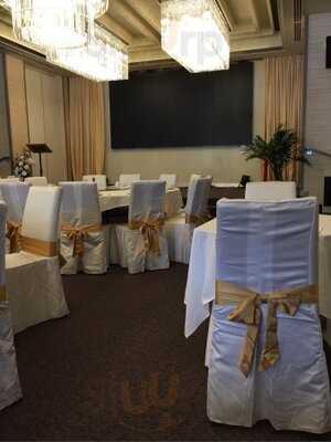 May Garden Banquet Restaurant