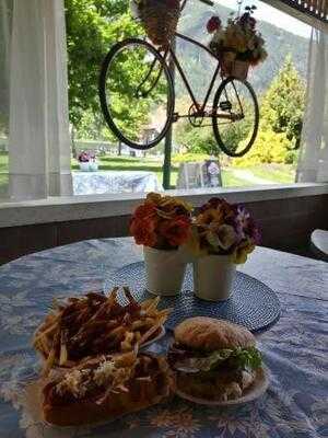 The Rose Garden Cafe