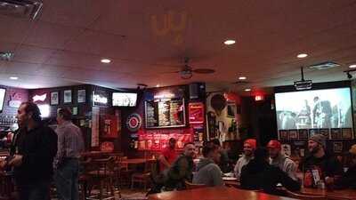 Junior's Sportbar And Grill