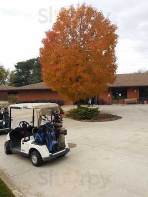 Maple City Country Club